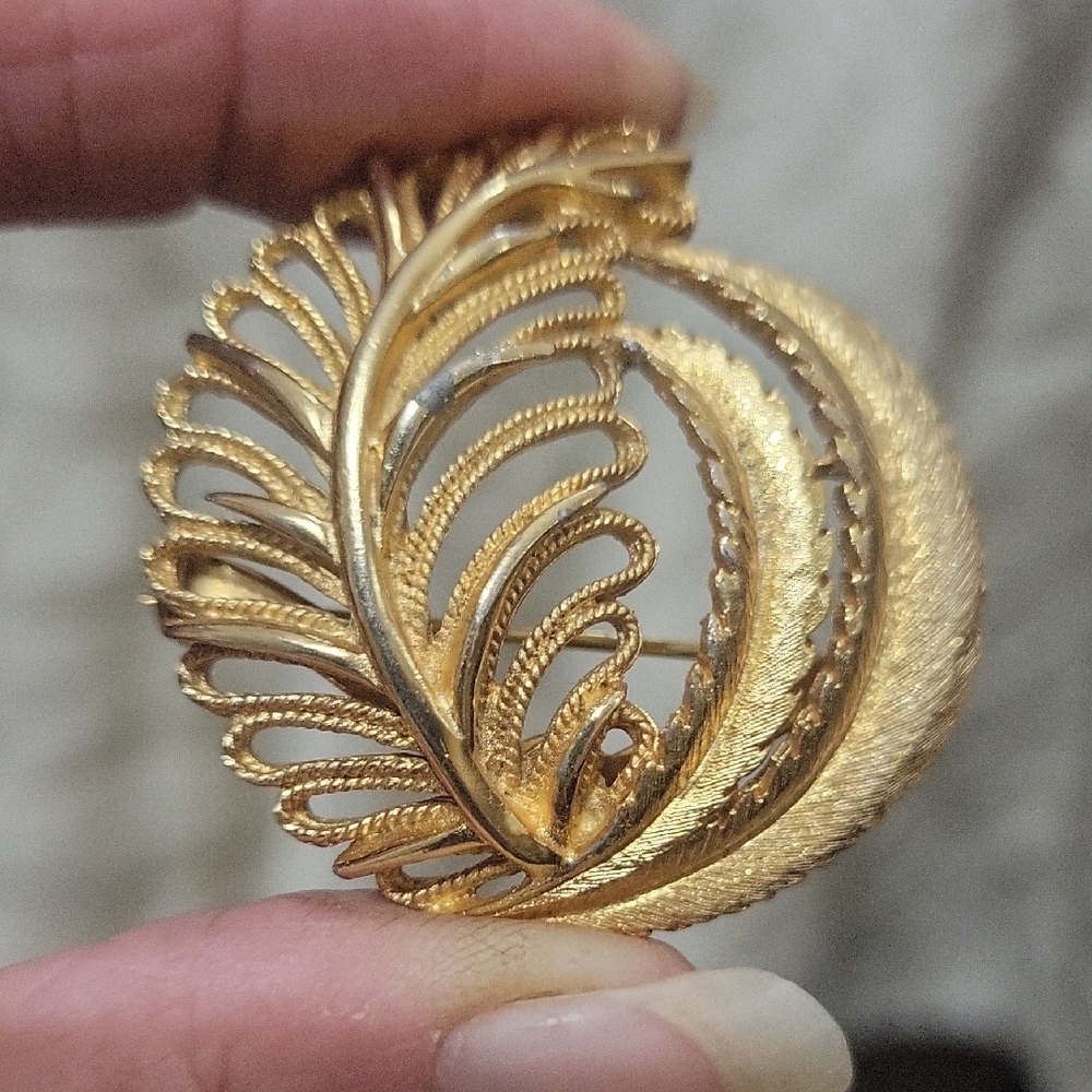 MCM Gold Textured  Leaf Brooch